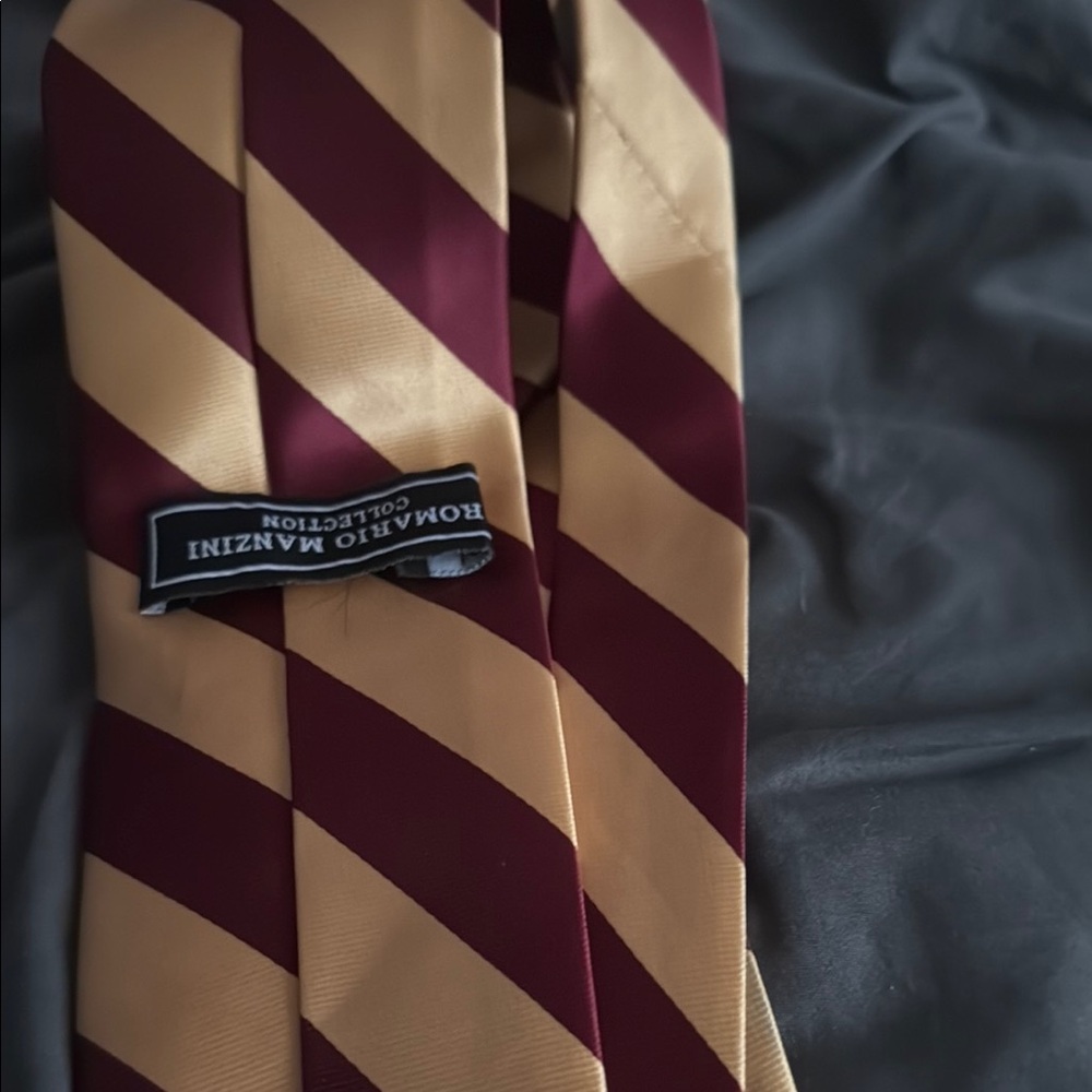 Romario Manzini Burgundy and Gold Striped Tie